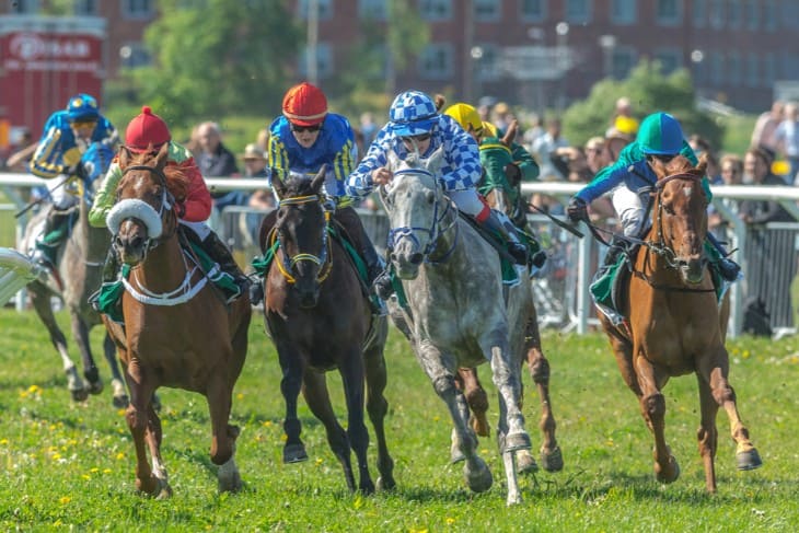 Tips for Accurately Completing Your Horse Racing Betting Slip